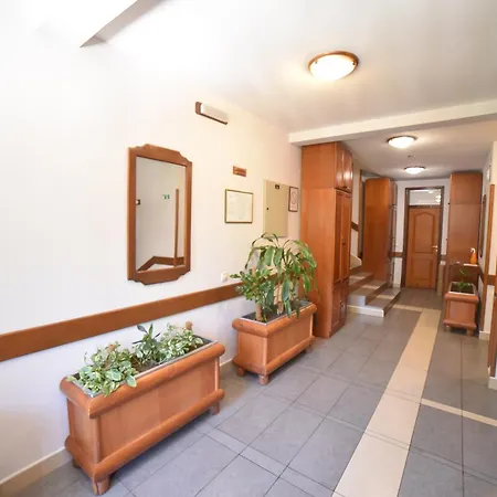 Zlatiborska Noc Hotel 3*
